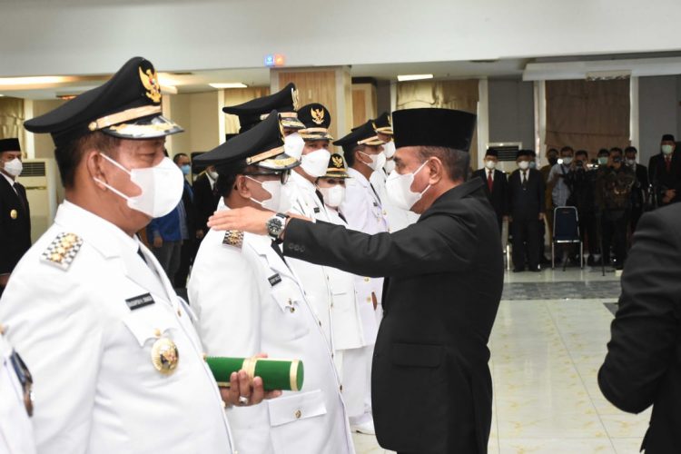 Gubernur Sumatera Utara Lantik Bupati dan Wakil Bupati Simalungun Terpilih