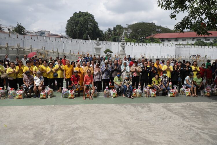 dr Susanti Dewayani Menghadiri Acara Baksos Menjelang Perayaan Imlek 2024