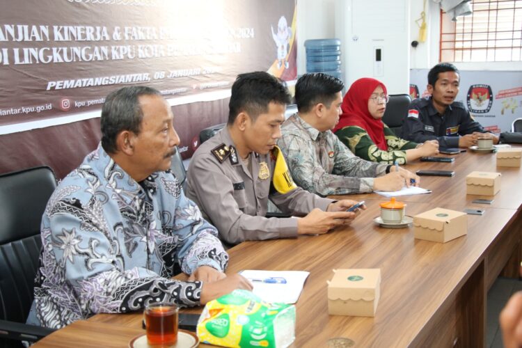 Mewakili Wali Kota, Kaban Kesbangpol Menghadiri Rakor Persiapan Distribusi Logistik Pemilu 2024